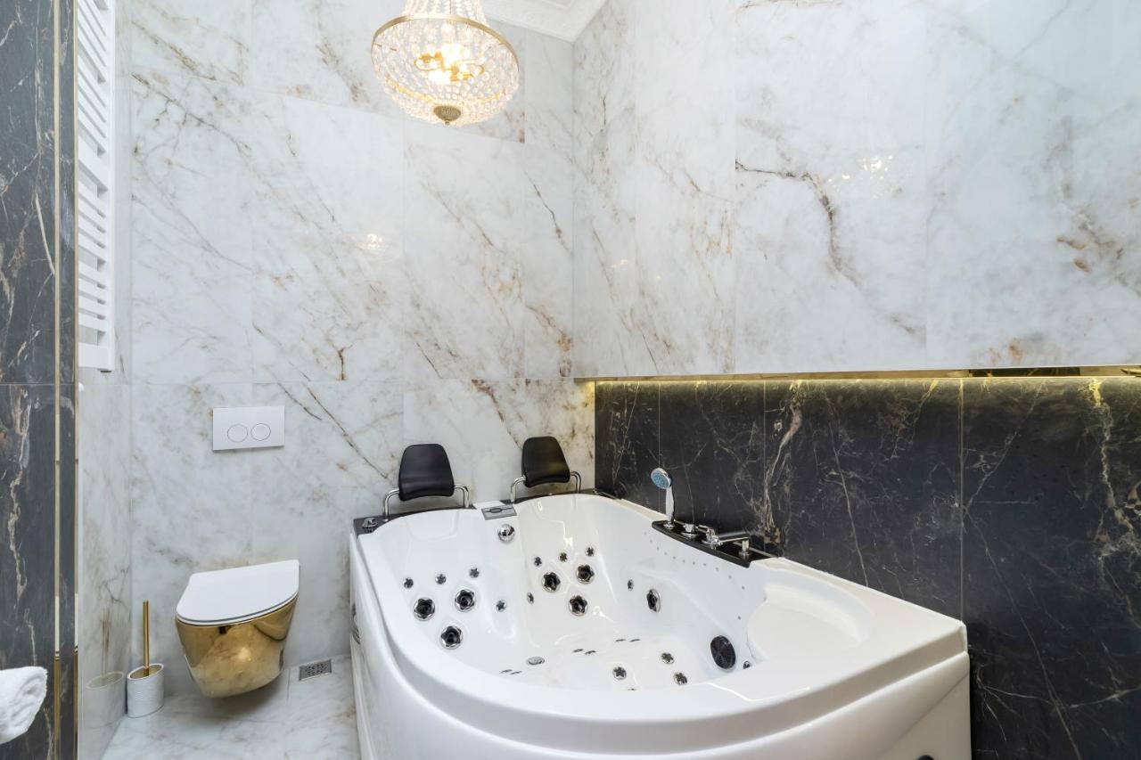 Kazimierz Studio With Jacuzzi By Renters Prestige Cracovia Esterno foto